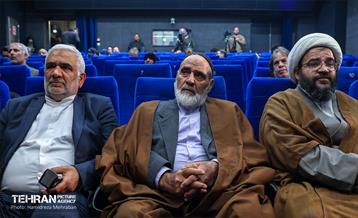 همایش تجلیل از مداحان مولف و شب شعر غزه 38