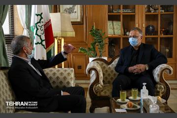 جلسه شهردار تهران با علی نیکزاد 3