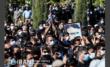 مراسم خاکسپاری پیکر محمدرضا شجریان در توس 22