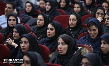 دیدار صمیمانه شهردار تهران با پرسنل منطقه 13 17