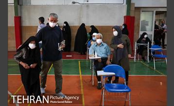 آغاز به کار اولین مرکز تجمیعی واکسیناسیون کرونا در غرب تهران 9