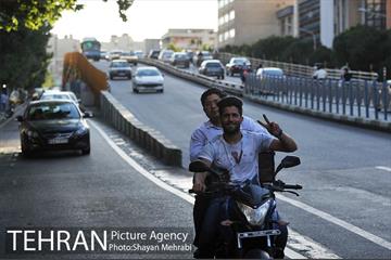 بازگشایی نیمه جنوبی پل کریمخان 22