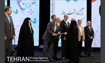 تجلیل از کارگران نمونه شهرداری تهران 31