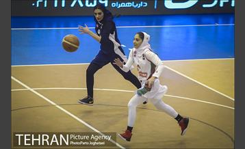 دیدار تیم های بسکتبال مهرام و گاز تهران 4