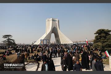 راهپیمایی ۲۲ بهمن - ۱ 6