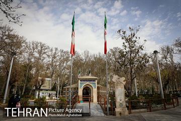 غبارروبی مزار شهدای گمنام فدک 12
