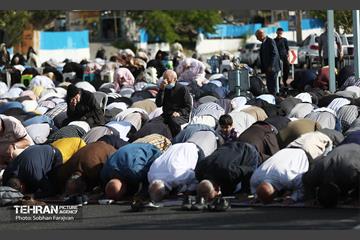 اقامه نماز عید فطر در محله بهرود 1