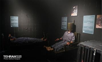 آیین افتتاح نمایشگاه موزه عبرت در باغ موزه قصر 19