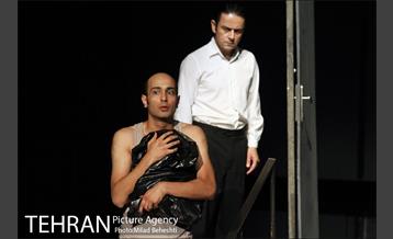 نمایش مستاجر‎ 20