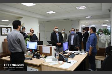 بازدید شهردار تهران از موسسه همشهری 21