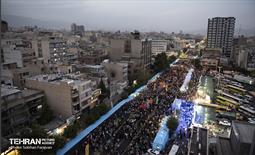 مهمانی ۱۰ کیلومتری عید غدیر در تهران - 2 24