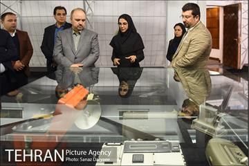 بازدید مدیرکل دفتر شهردار تهران از نمایشگاه دائمی نقشه 10
