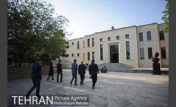 بازدید شهردار بلگراد از باغ موزه قصر 27