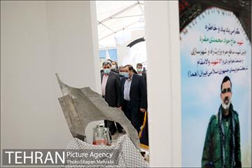 بازدید شهردار تهران از نمایشگاه دفاع مقدس 2