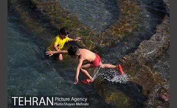 تابستان گرم  در چشمه علی 4