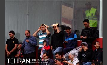 دیدار تیم های فوتبال پیکان تهران و سایپاتهران