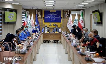 آیین انعقاد توافق‌نامه بین تاکسیرانی شهر تهران با شرکت ایساکو 2