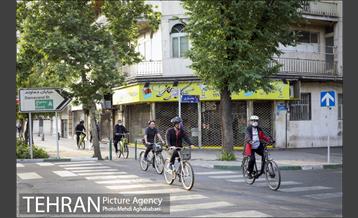 پویش سه شنبه های بدون خودرو در منطقه 8