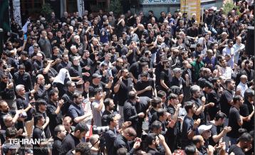 عزاداری ظهر عاشورا در امامزاده صالح (ع) 61