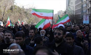 اجتماع مردم تهران در پی شهادت رهبر انقلاب - 2 7