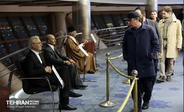 نشست صمیمی شهردار تهران با اساتید دانشگاه‌های ایران و روسیه 11