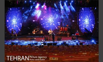 کنسرت آنلاین مهدی یغمایی 24