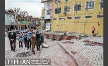 بازدید الهام فخاری از منطقه 9