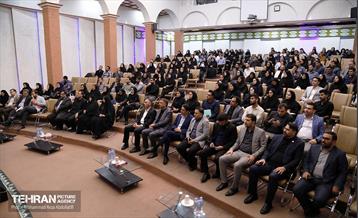 رونمایی از احکام پرسنل حجمی ایثارگر شهرداری تهران 16