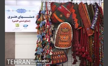 نمایشگاه صنایع دستی در زیرگذر تئاترشهر 13