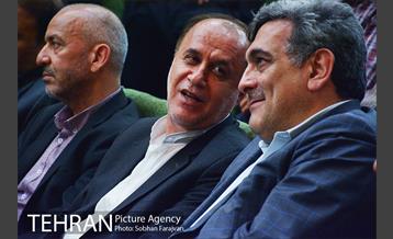 آیین رونمایی از کتاب "پرواز از پنجره جنوبی" 10