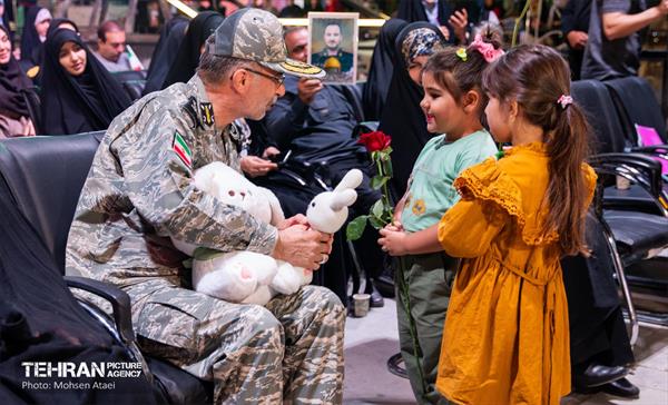 آیین اختتامیه کمپین دستمریزاد 32