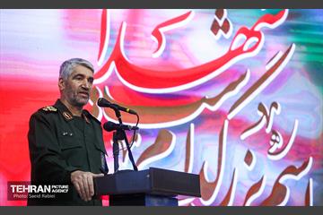 تشییع دو شهید گمنام دفاع مقدس در وزارت ورزش و جوانان 18