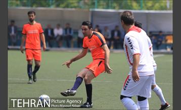 دیدار رسانه ورزش و پیشکسوتان تیم ملی فوتبال ایران به نفع سیل زدگان 32