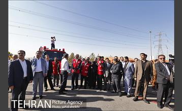 بازدید شهردار از امکانات و تجهیزات جدید سازمان آتش نشانی 12