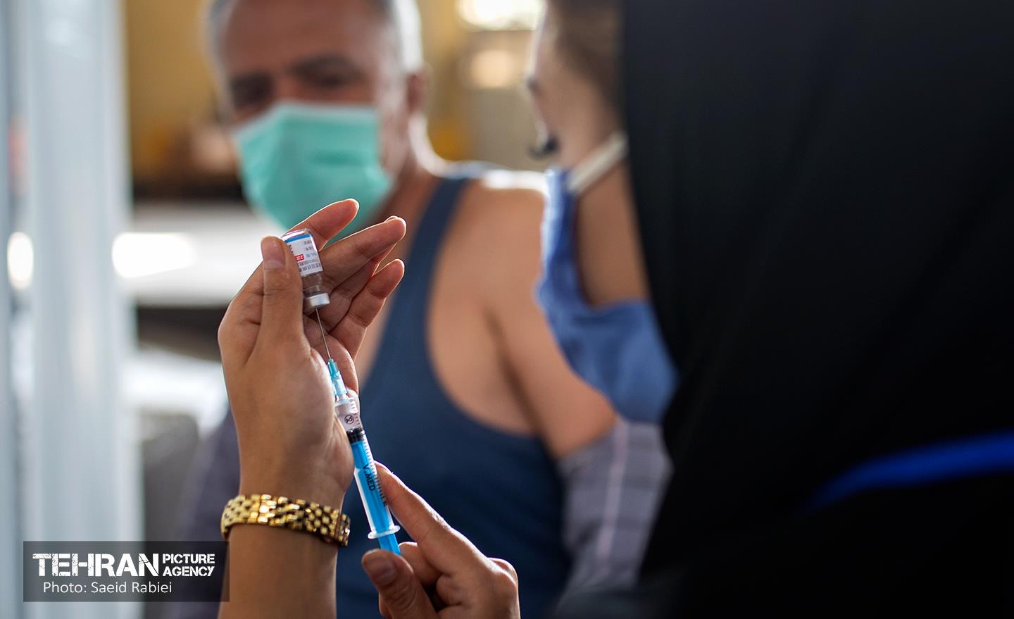 واکسیناسیون رانندگان شرکت واحد اتوبوسرانی 25