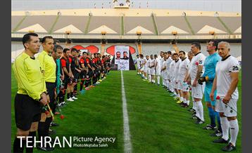 دیدار تیم‌های فوتبال منتخب ۹۸ و منتخب سرخابی  5