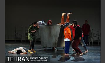 نمایش شیهیدن 11