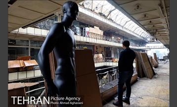 تخلیه اجناس مغازه های باقی مانده ساختمان پلاسکو -1 25