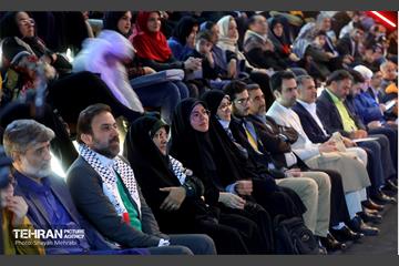 رونمایی از طرح هشتمین نویسندگان دهه هشتاددی و نودی 31