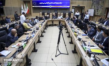 نشست جمعی از نمایندگان مجلس با رئیس سازمان پیشگیری و مدیریت بحران تهران 17