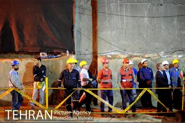 ورود دستگاه تمام مکانیزه(TBM) به ایستگاه مترو شهدا 13