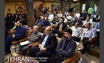 سی‌و‌هفتمین شب شاعر‎ 13