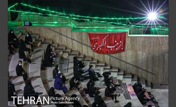 مراسم عزاداری شب عاشورای حسینی در هیات فرهنگی جنت العباس(ع) 12