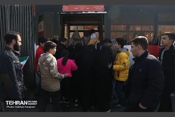 خدمات شهرداری تهران در پایان راهپیمایی ۲۲ بهمن - ۱ 24