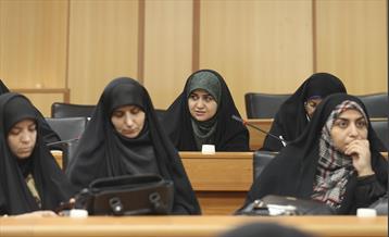 ضیافت افطار با بانوان نخبه شهر تهران 7