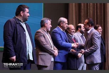 آیین تجلیل از برگزیدگان مناطق 22 گانه 10