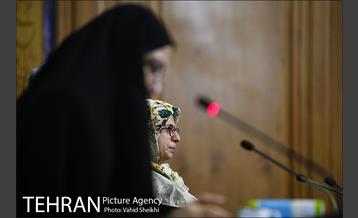 جلسه شورای شهر با حضور شهردار تهران 31