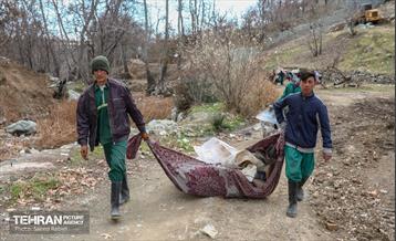اجرای طرح ضربتی پاکسازی دره فرحزاد 64