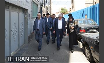 بازدید اعضای شورای شهر تهران از مزار شهدای مشروطه 21