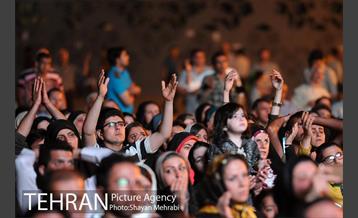 اجتماع بزرگ جوانان شهر تهران در میدان امام حسین(ع) 19